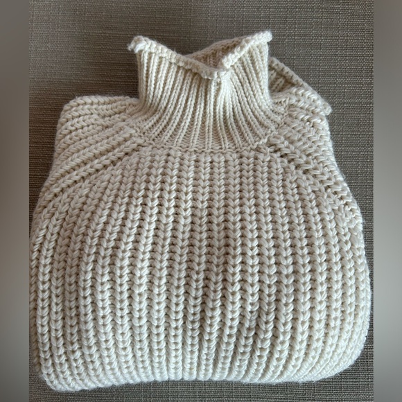 Chunky knit sweater combo - Picture 3 of 7